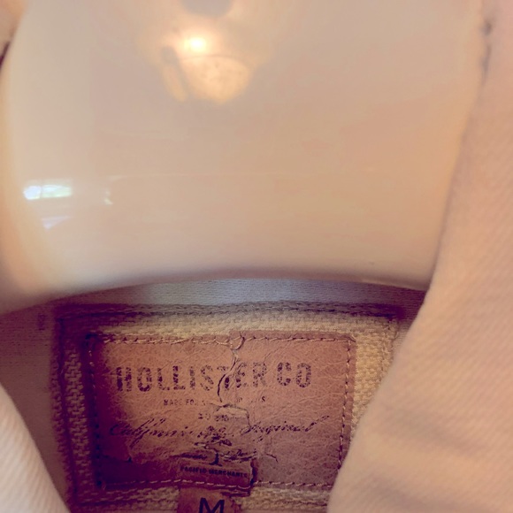 Hollister, women’s distressed denim jacket - Picture 7 of 7